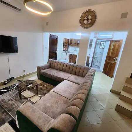 Luxury Lejlighed Bussy-Saint-Georges